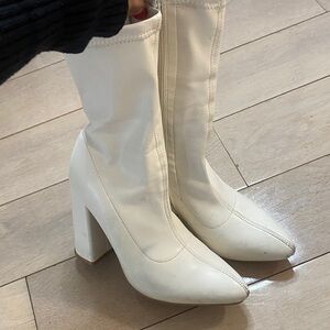 Elegant White Women's Boots